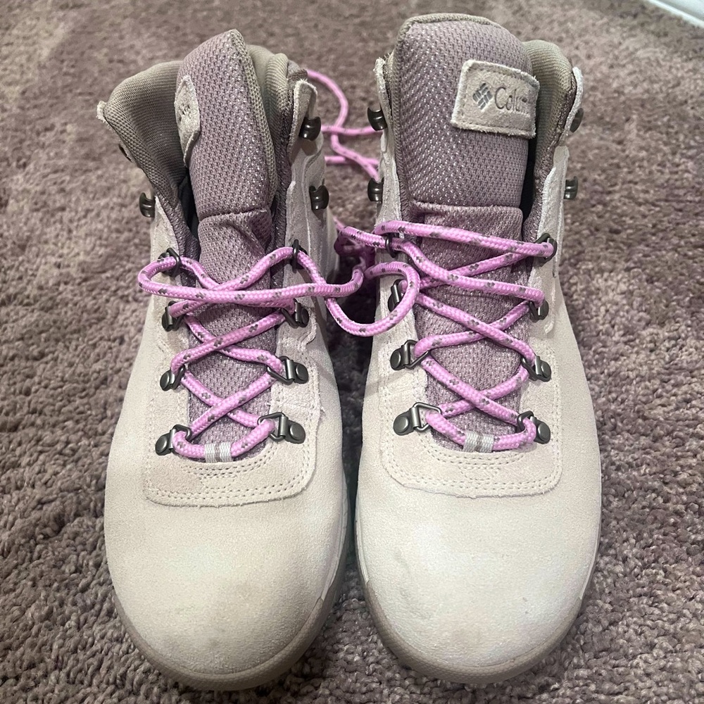 Colombia Hiking Boots